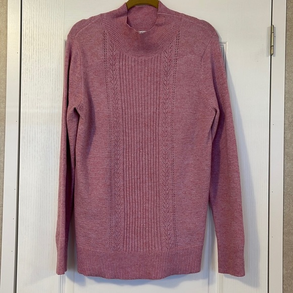 Old Navy Sweaters - Old navy sweater size LG